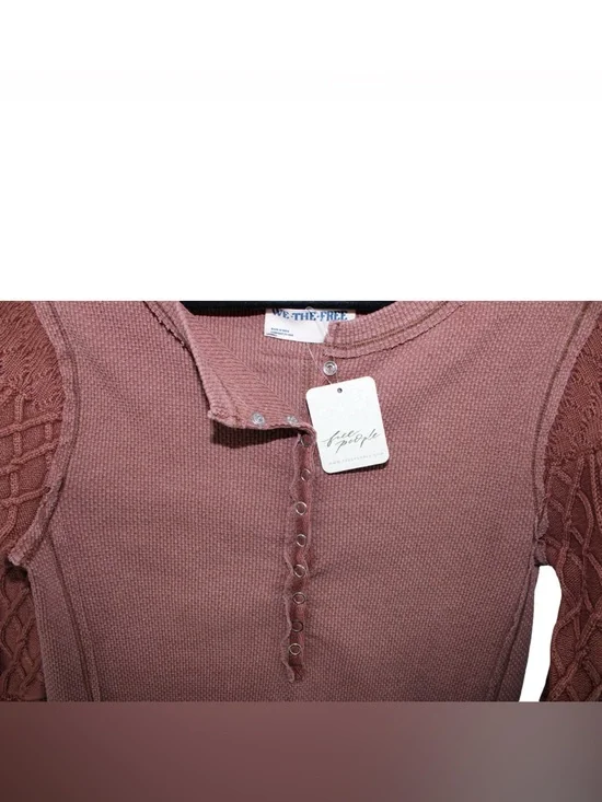 We The Free Twisted Cable Cuff Henley - Caramel Cafe - Picture 3 of 15